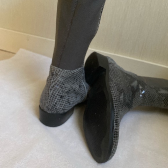 Michael Kors boots - Picture 2 of 4